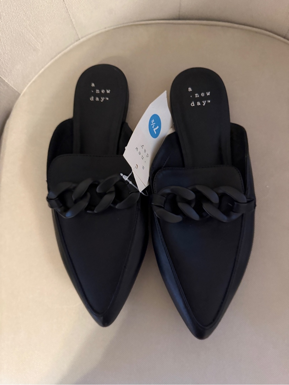 a new day Black Pointed Chain-Front Mules